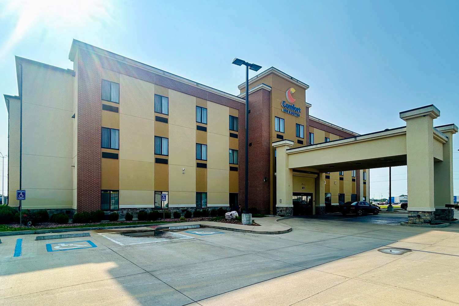 Comfort Inn and Suites Independence 38/40