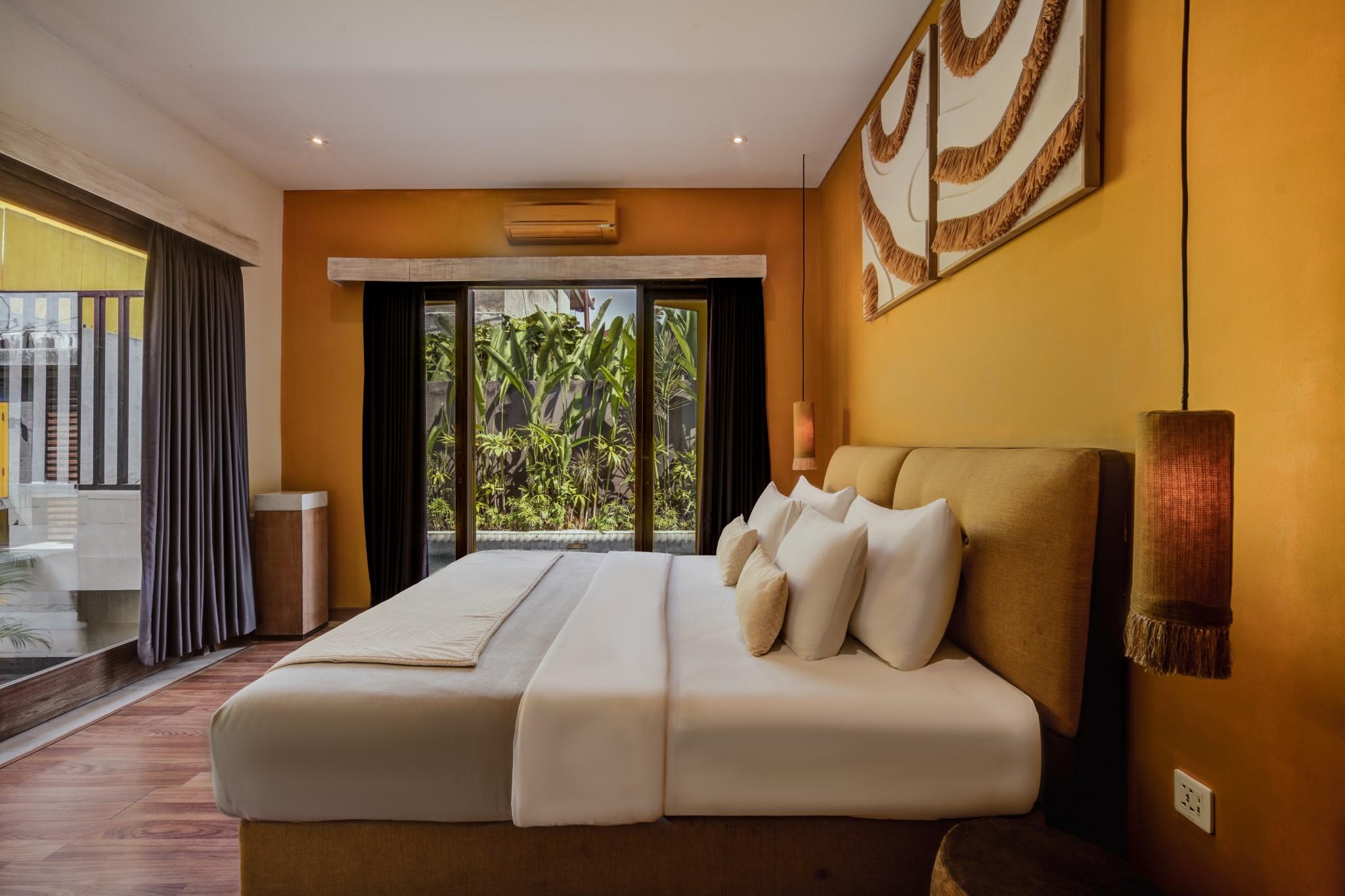 2 Bedrooms, Royal, Style, Villa، La Mira Villa Seminyak by Ini Vie Hospitality 3/3