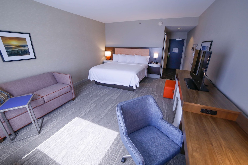 Hampton Inn Suites Forest City Nc 31/43