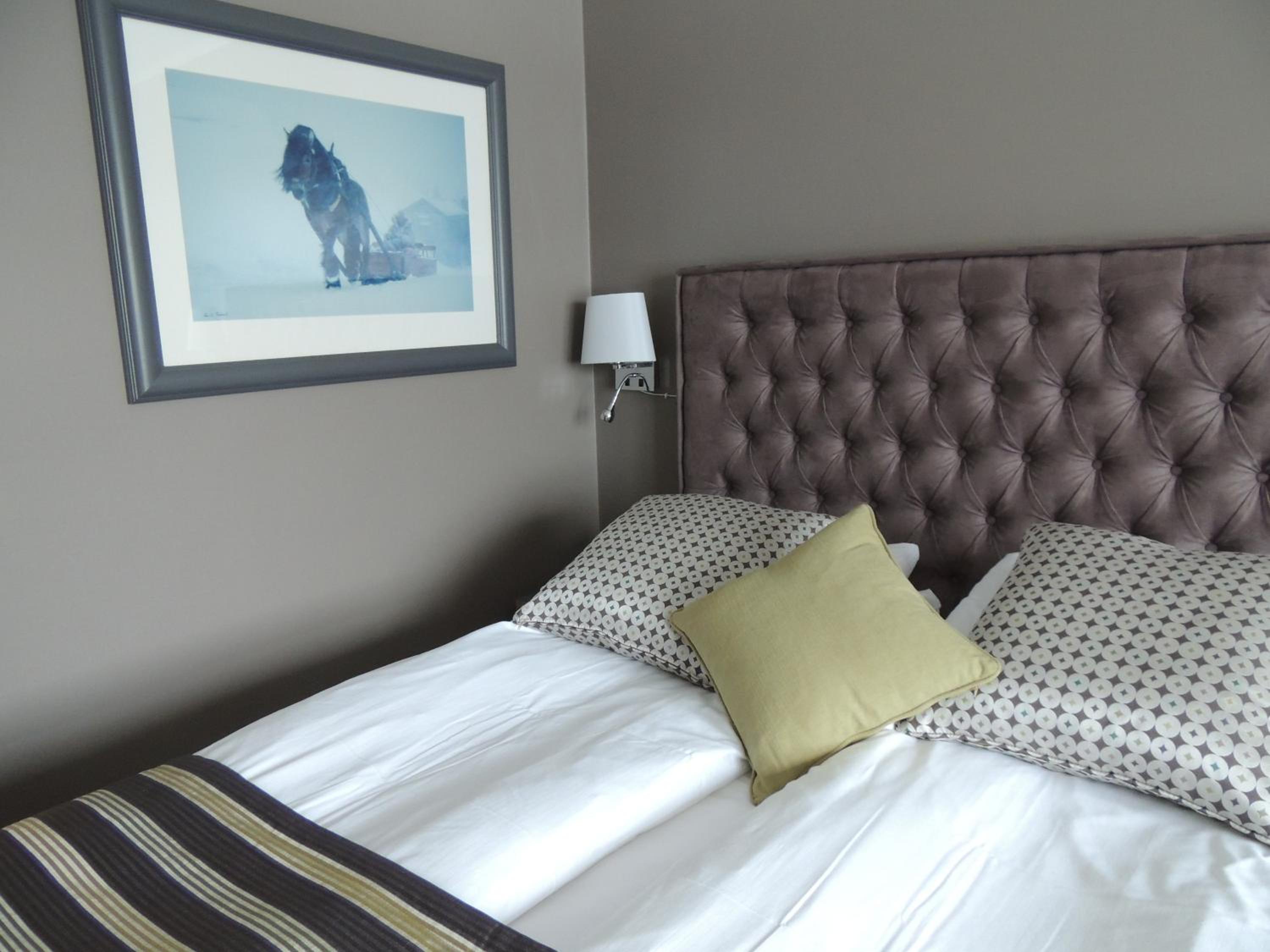 غرفة قياسية بسرير كوين، Bergstadens Hotel 5/10