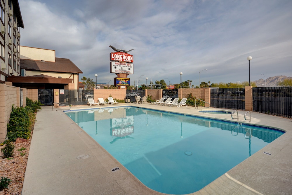 Longhorn Casino & Hotel 17/42