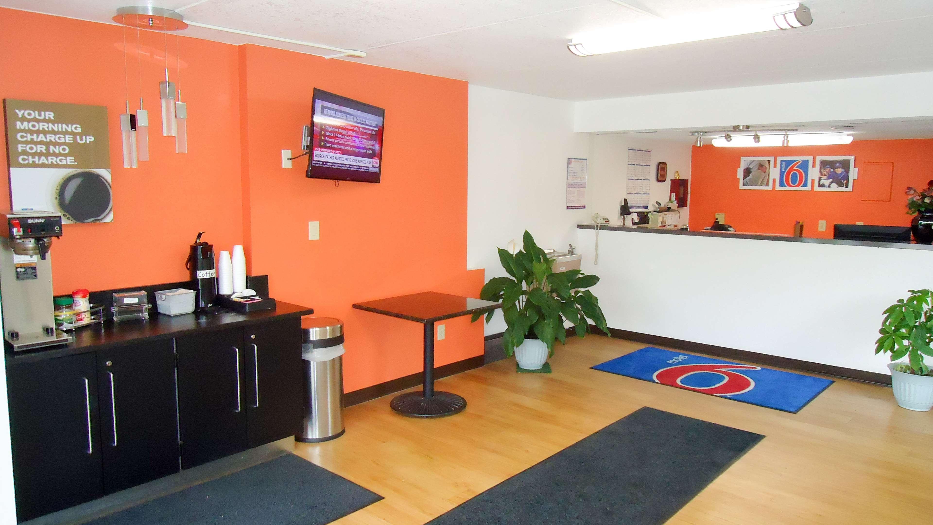 Motel6 Kingston, TN 6/25
