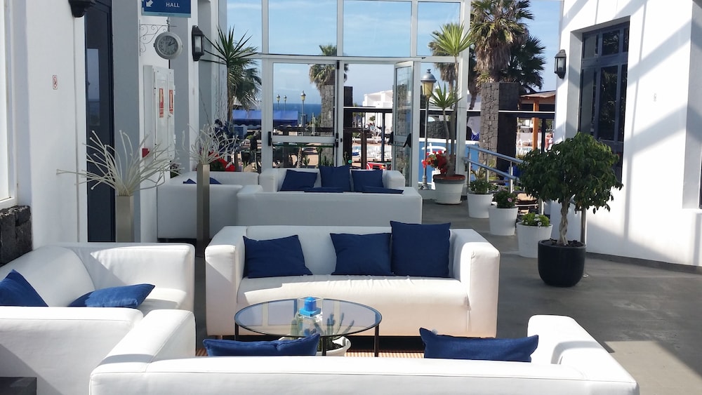 Villas Coral Deluxe 7/56