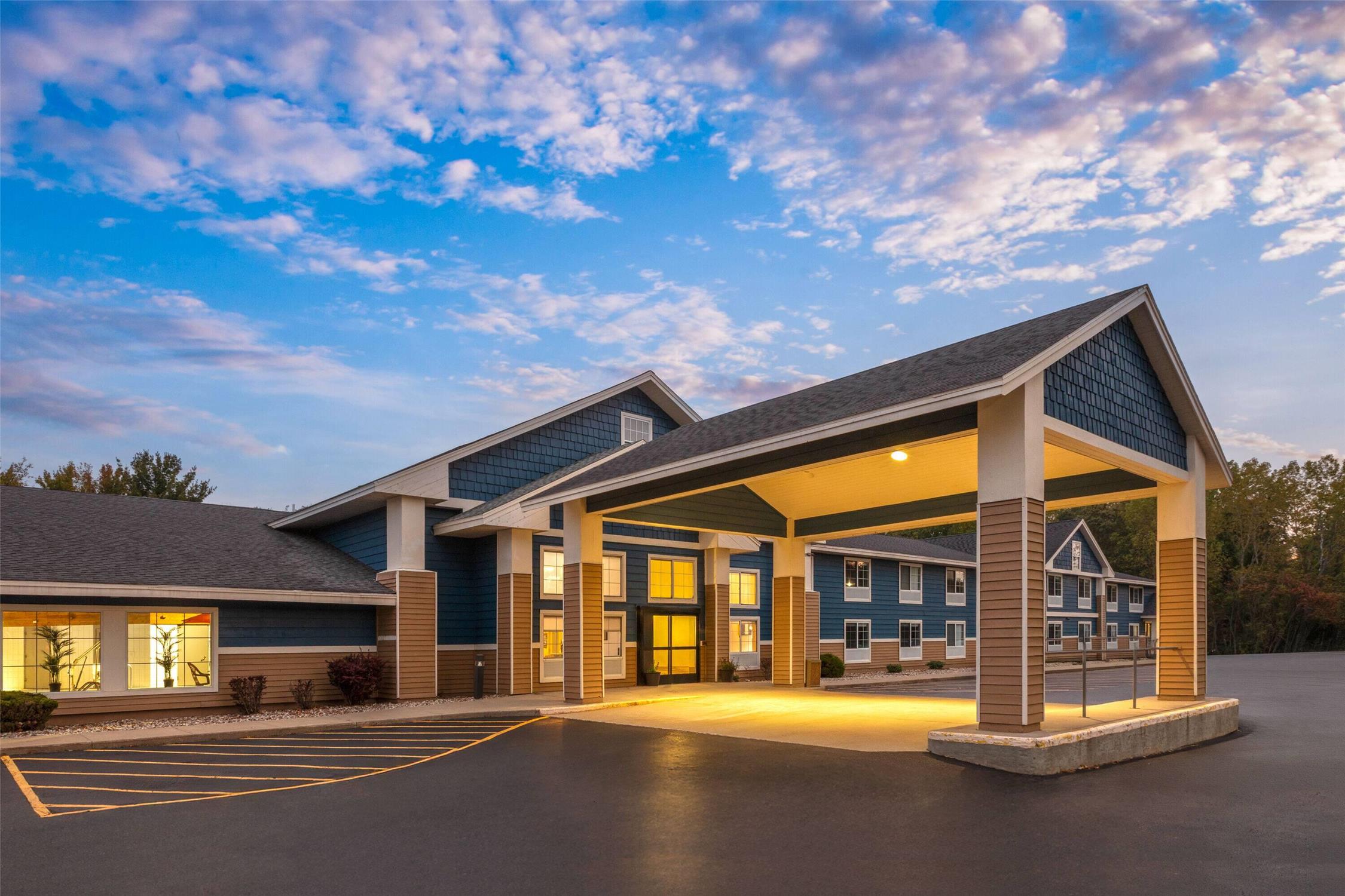 Americinn By Wyndham Douglas/Saugatuck 2/36