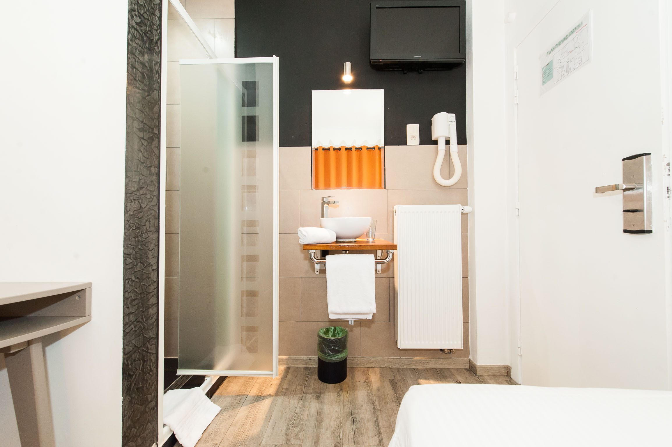 غرفة قياسية مفردة، Hotel Midi-Zuid 6/6