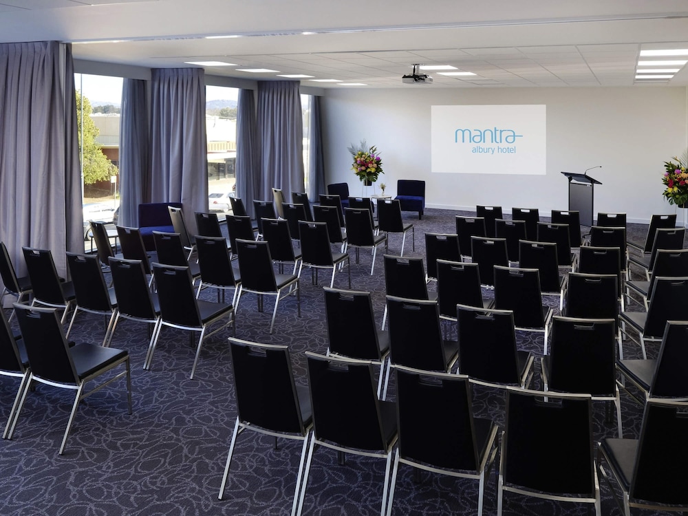 Mantra Albury Hotel 59/70