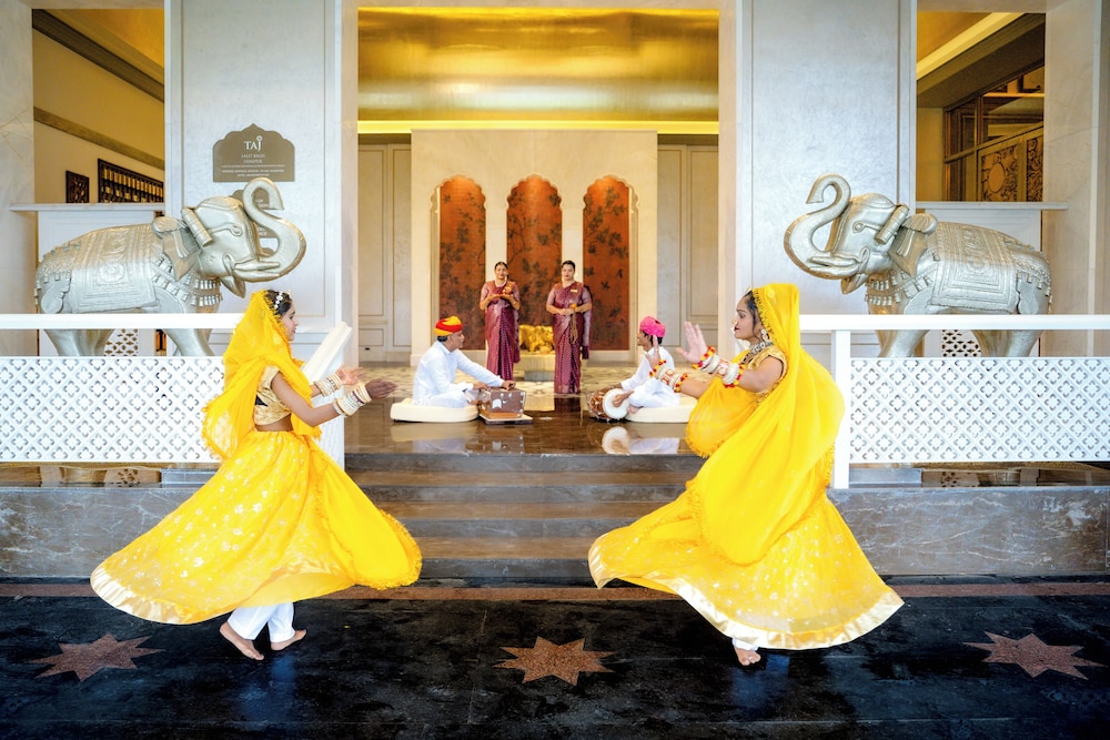 Taj Lalit Bagh photo2