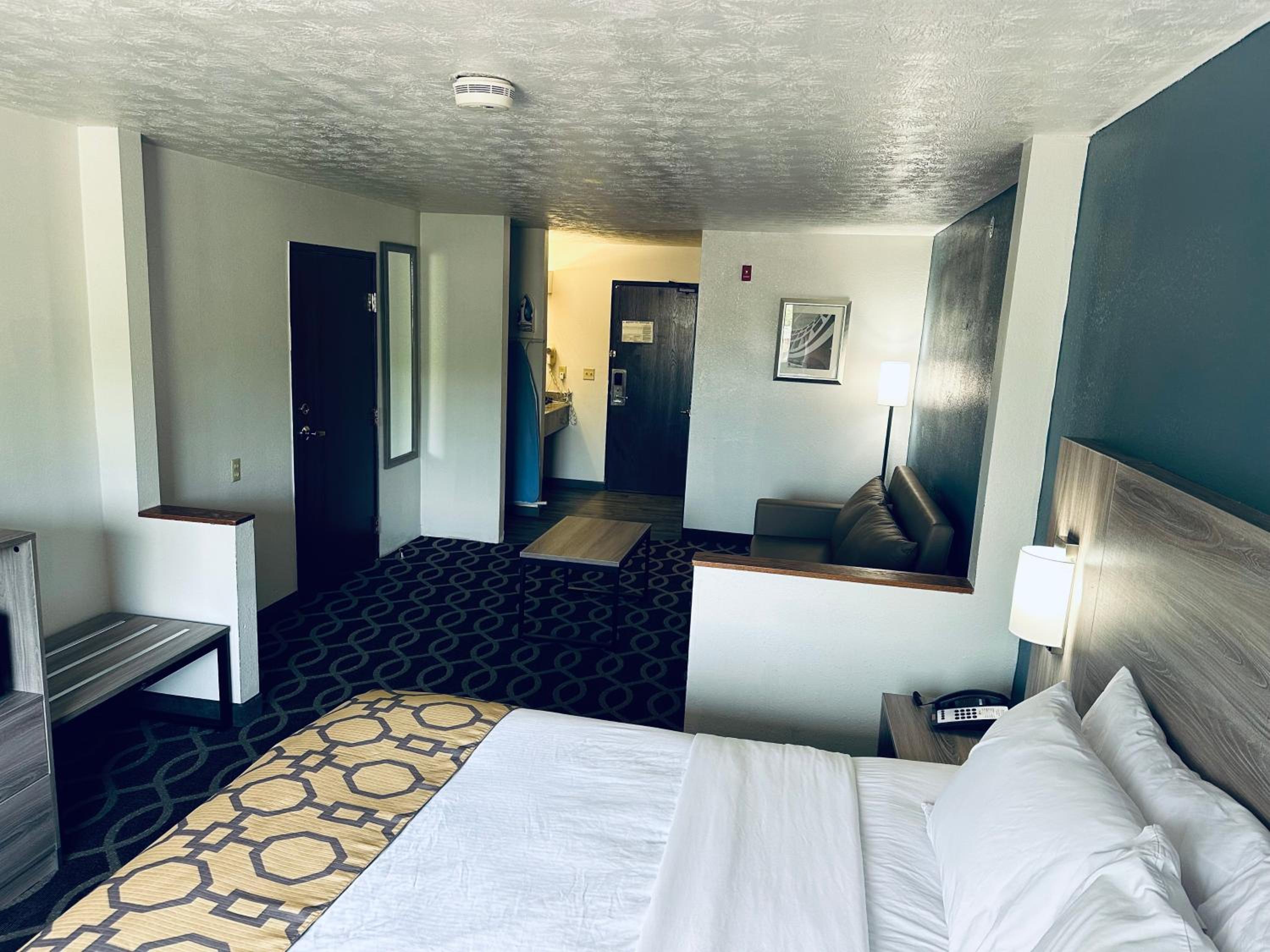 Studio, Suite, King Bed, Sofa