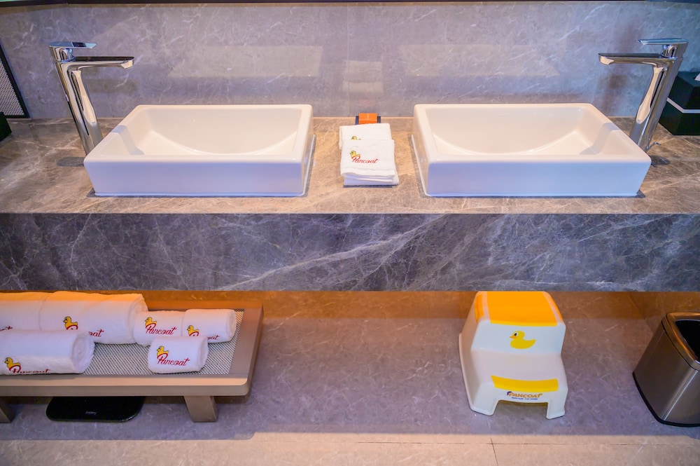 Crowne Plaza Qidong 56/74