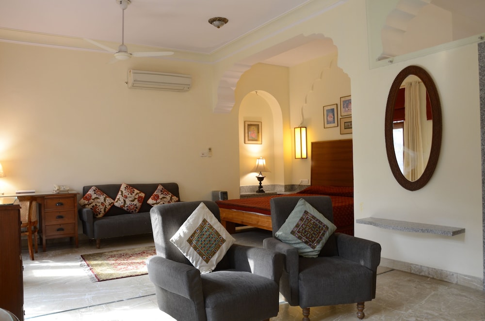 Hotel Megh Niwas 17/46