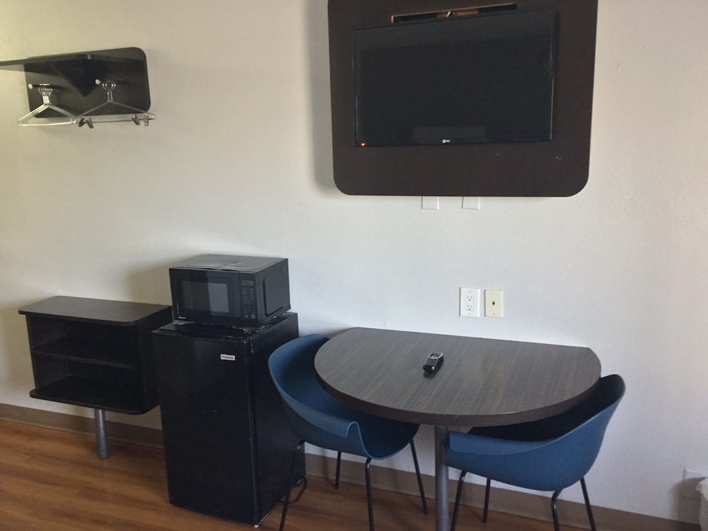 Motel6 El Paso, TX - West 50/66