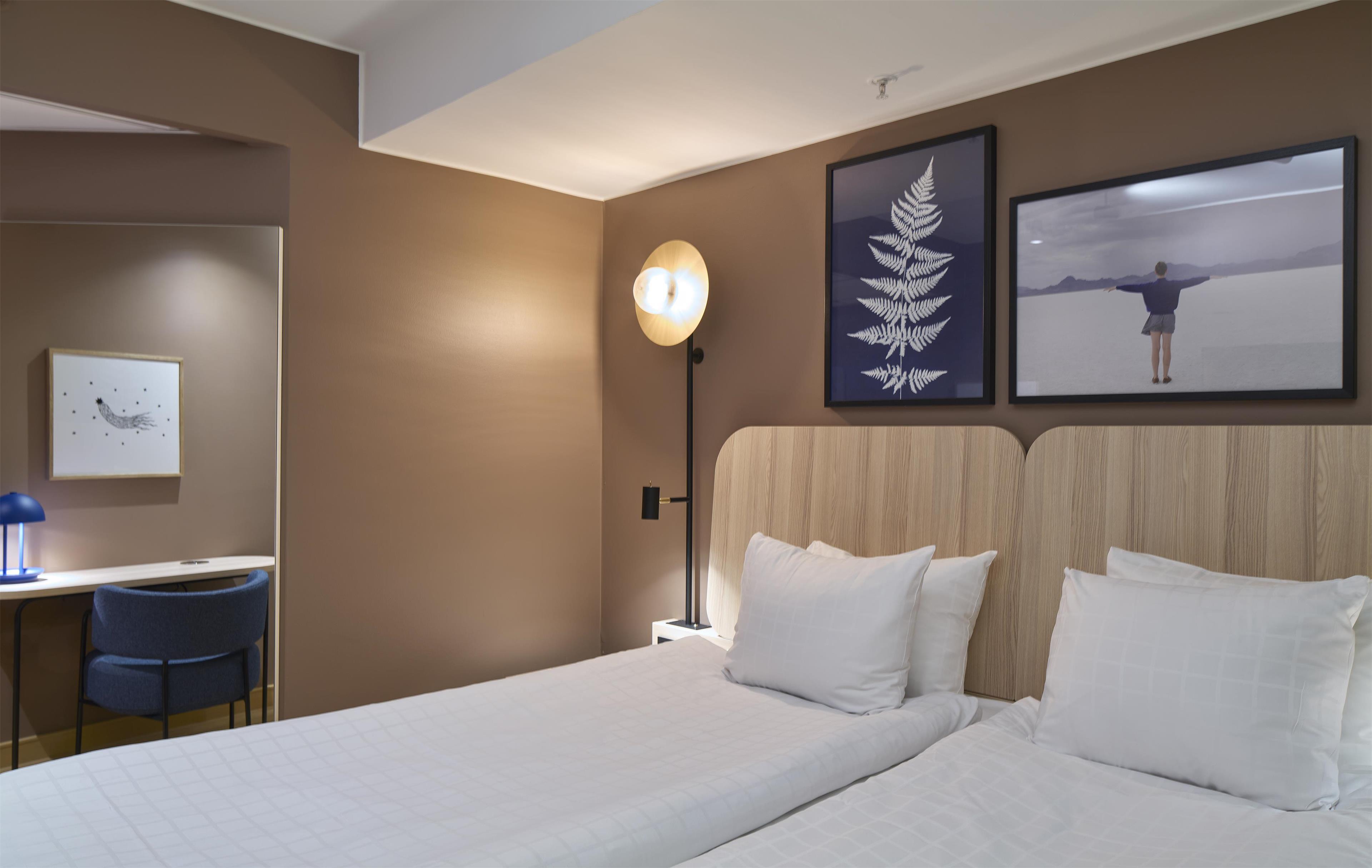 Room, Single, Queen Bed, No Window, Scandic Sjofartshotellet 2/4