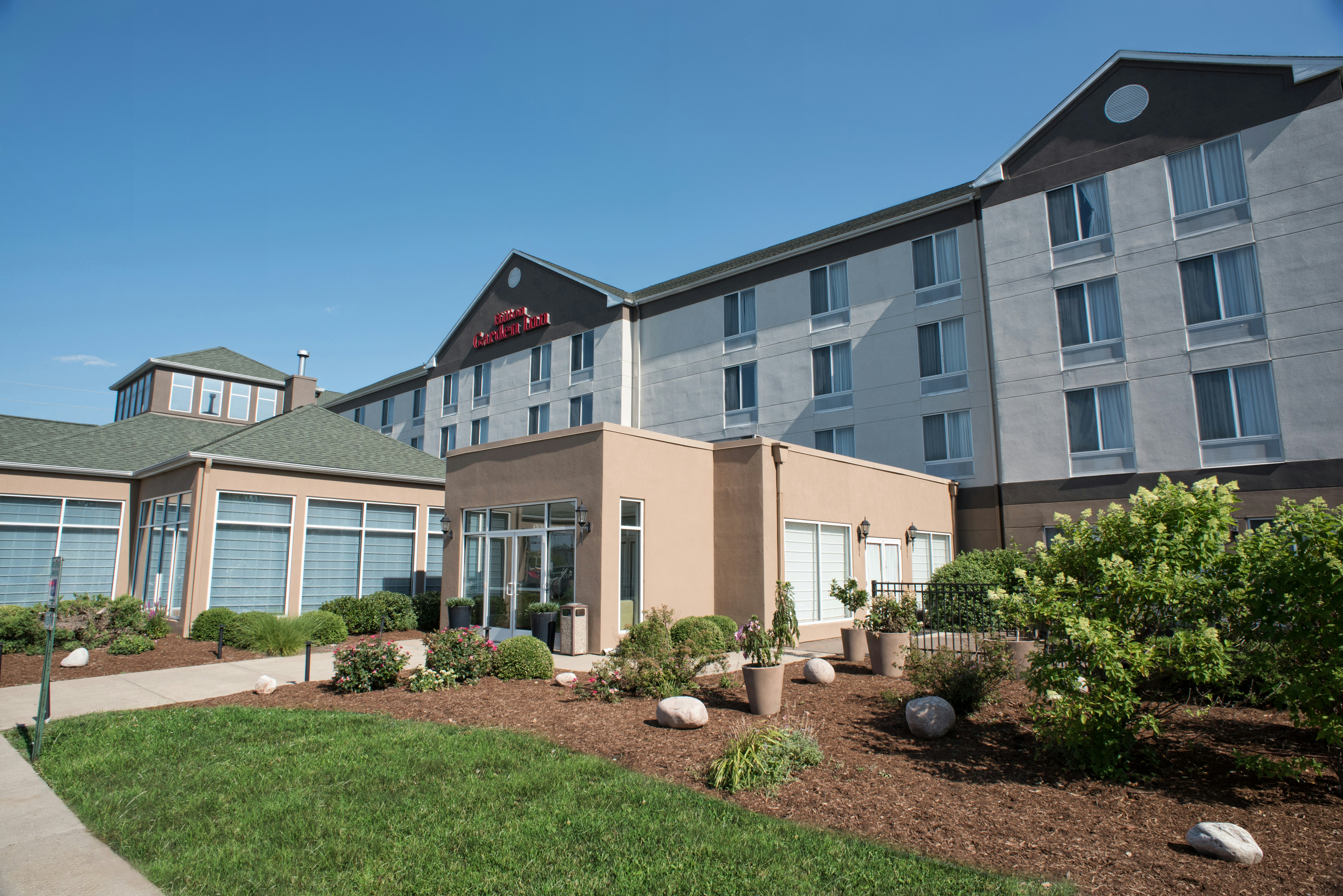 Hilton Garden Inn Springfield 54/55