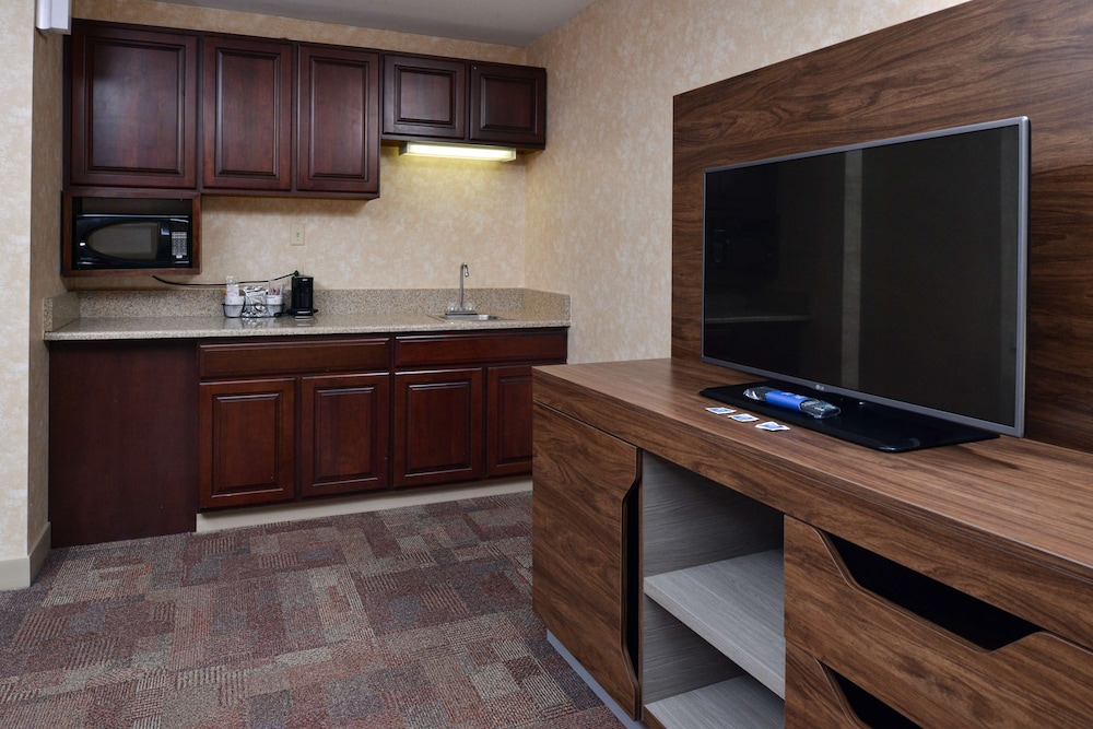 Hampton Inn Wytheville 6/53