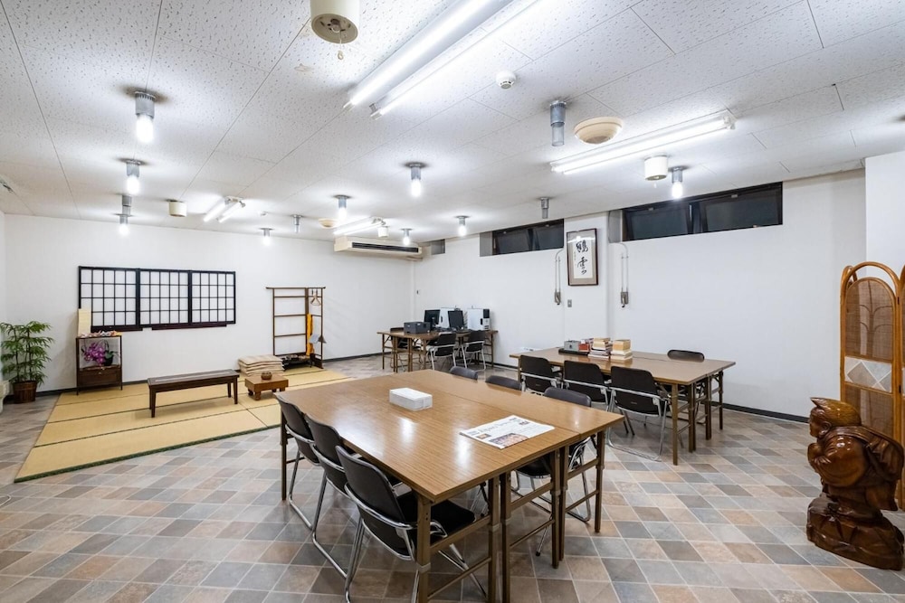 Kawaguchiko Station Inn 54/63