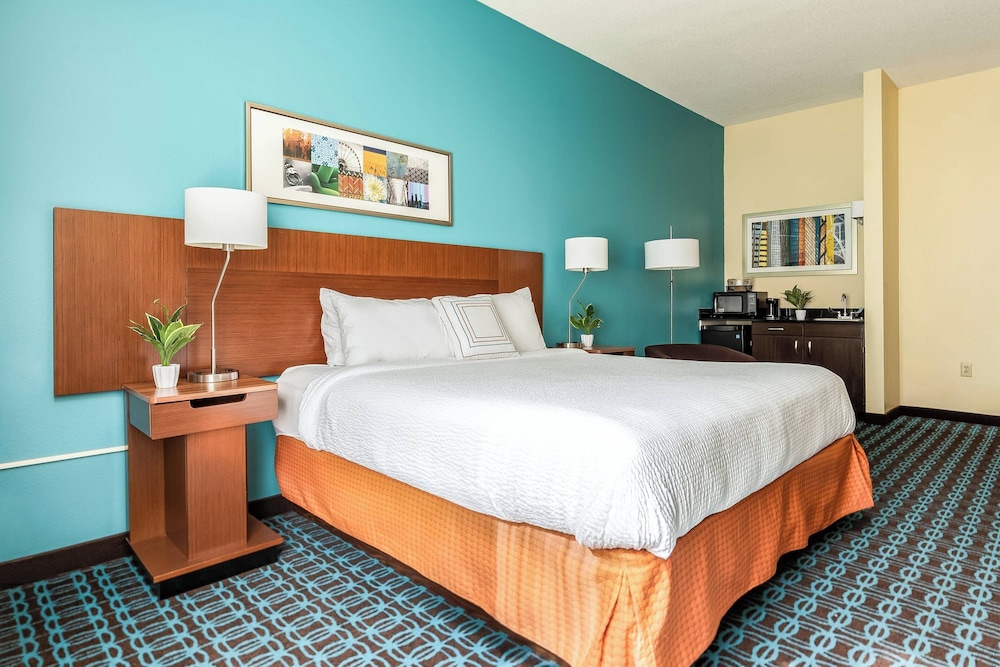Room at Fairfield Inn Charlotte Northlake, CHARLOTTE - NC