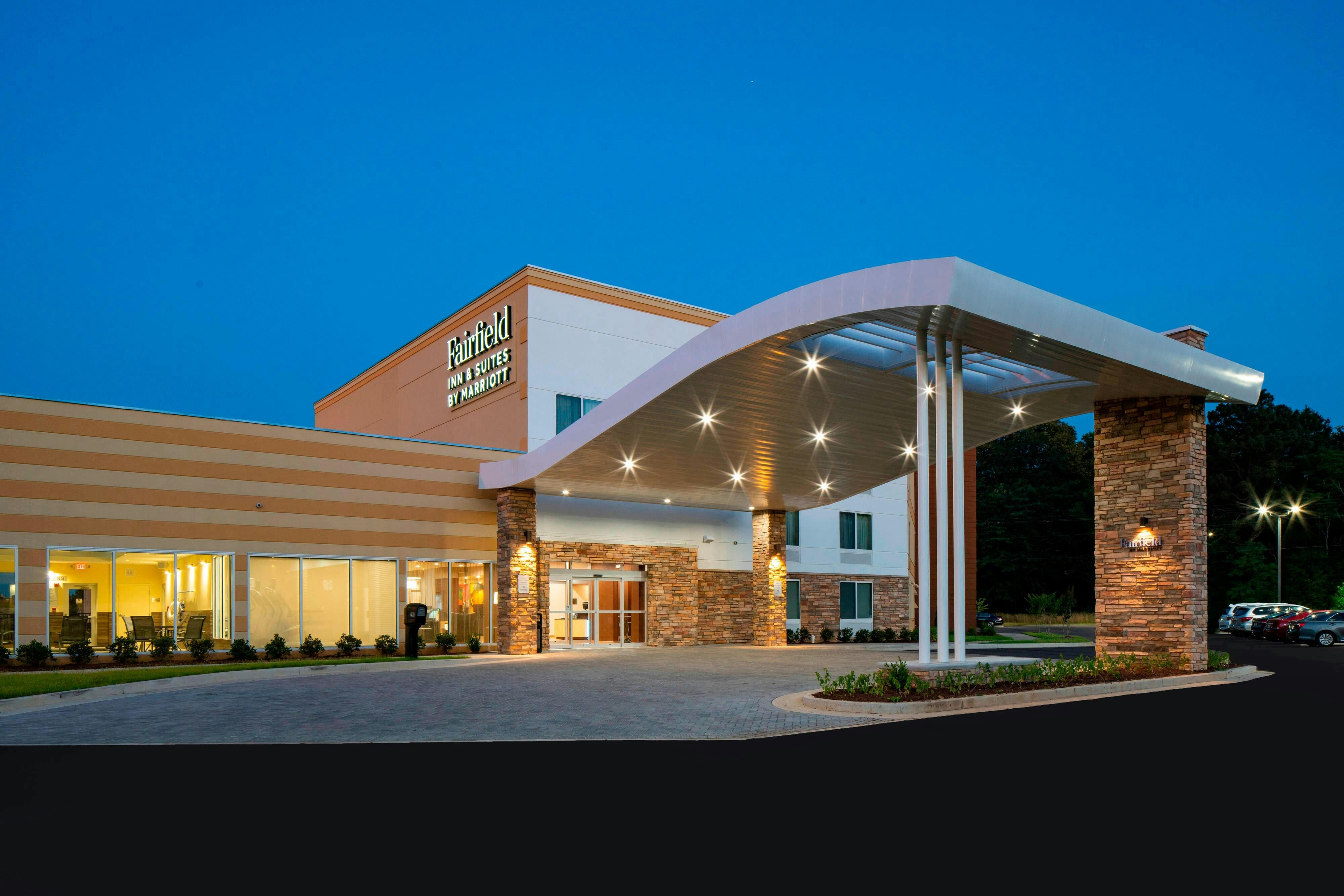 Fairfield Inn And Suites By Marriott Batesville 1/9