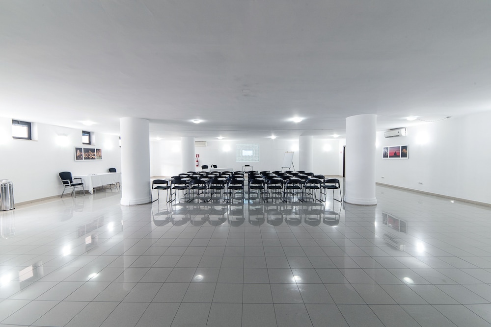 Sotel Nomentana Roma 9/24