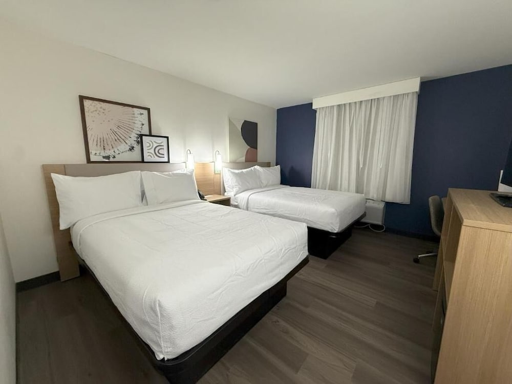 Spark by Hilton Hamburg 19/50