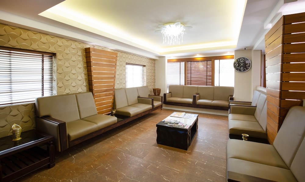 Treebo The Qasr 28/39
