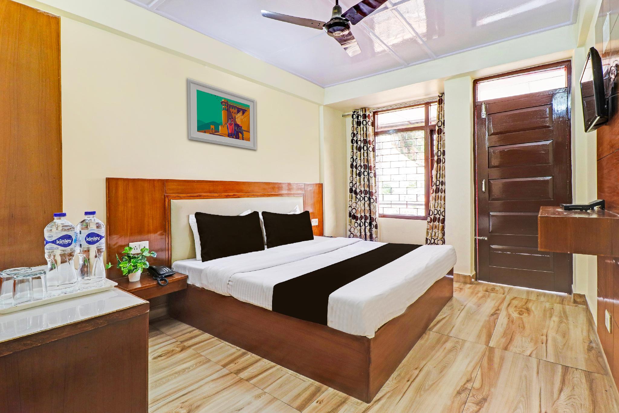 Capital O 3639 Hotel Pioneer 7/33