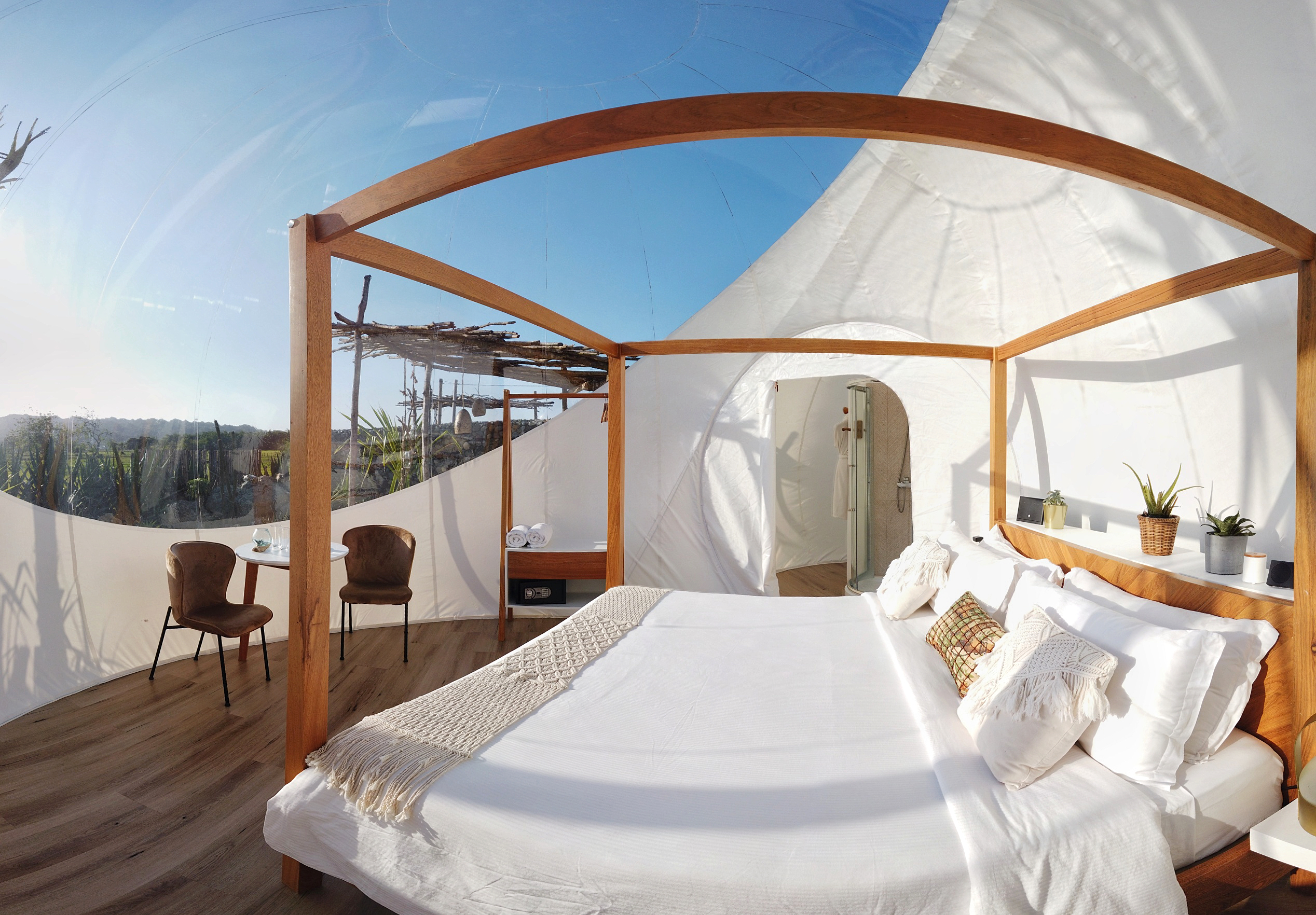 Exotic, Basement, Double Bed