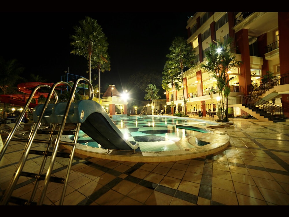 Grand Wahid Hotel Salatiga 3/61