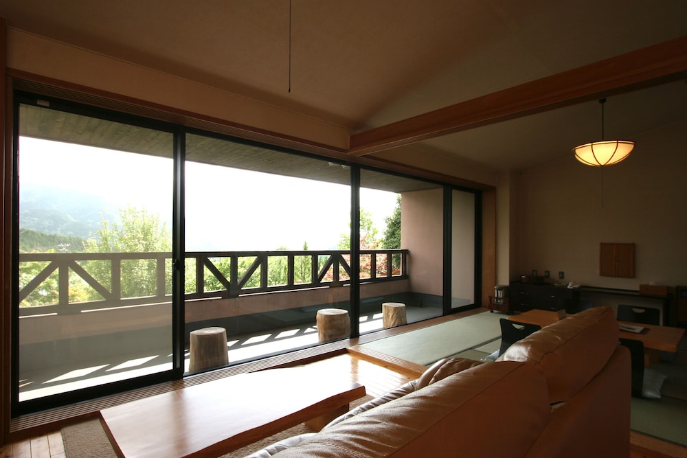 Fukibatakekogen Onsen Hotel Fukinomori 11/50