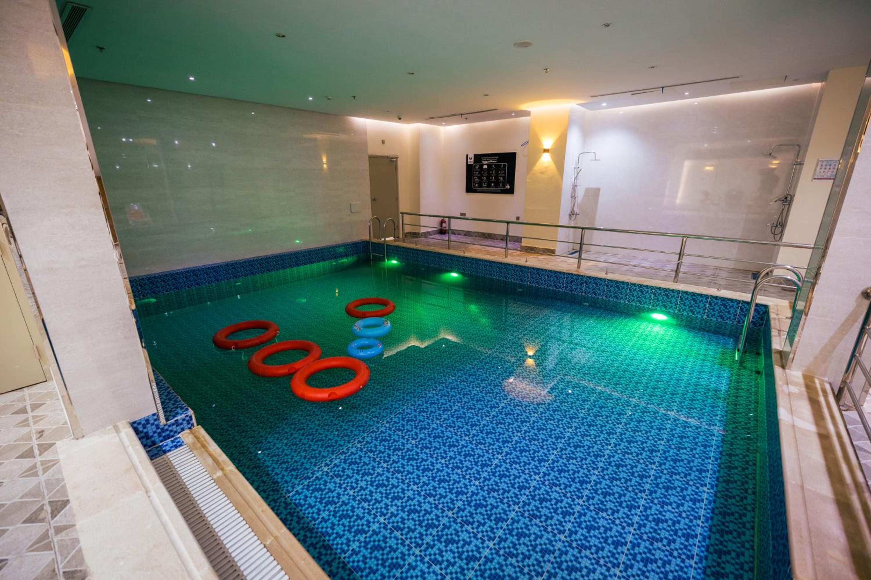 فندق ميرنيان(Mirnian Hotel) 22/40