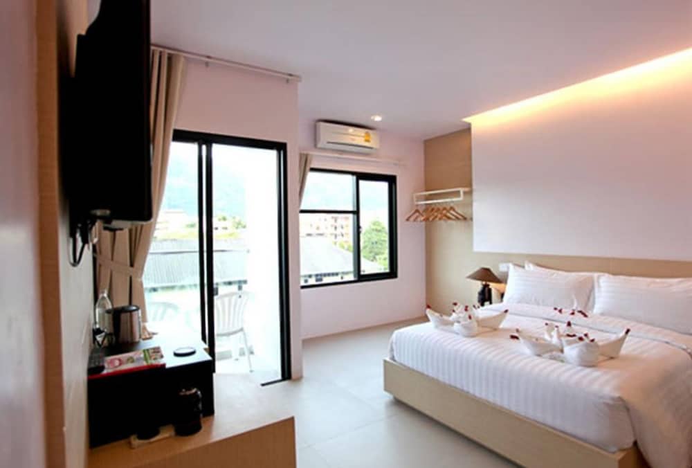 My Hotel Formerly Pacific Light 17/50