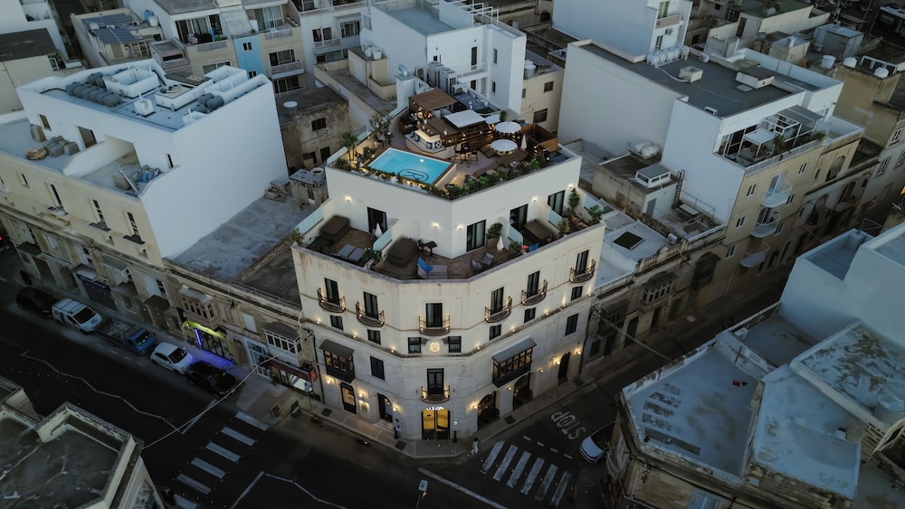 Royale Sainte Helene Boutique Hotel 4/57