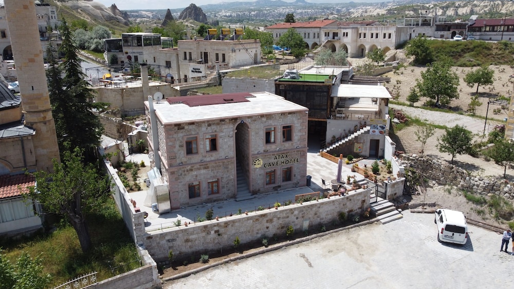 Atax Cave Hotel 4/50