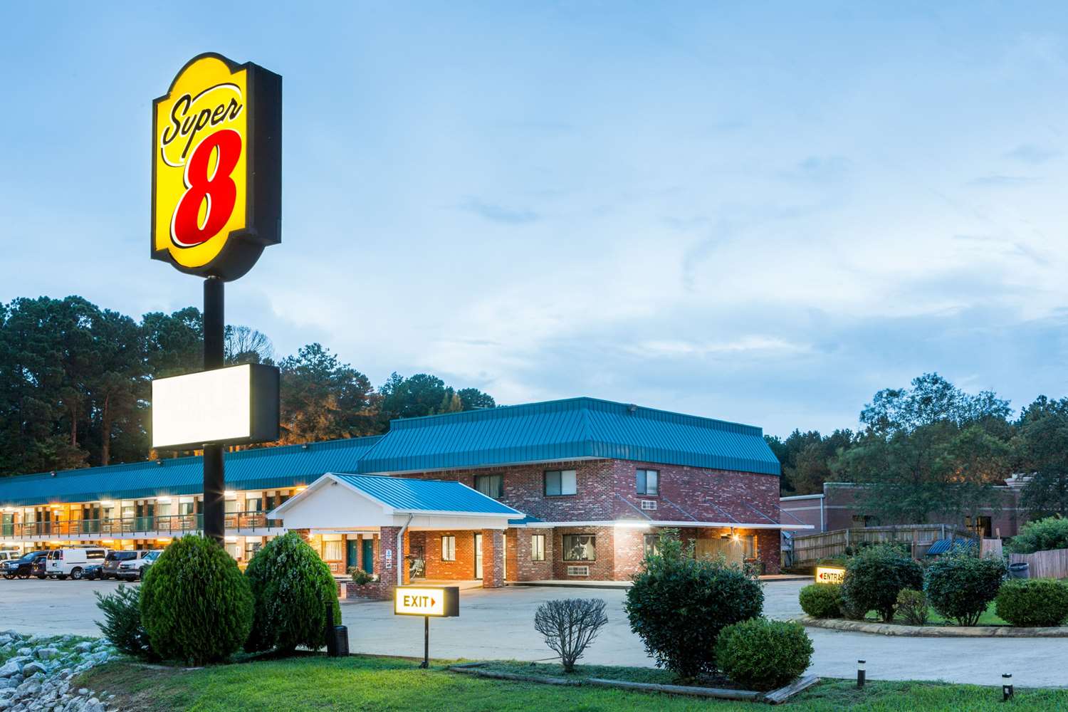 Super 8 By Wyndham Kosciusko 2/6