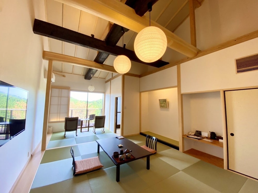 Yoshinoso Yukawaya 23/65