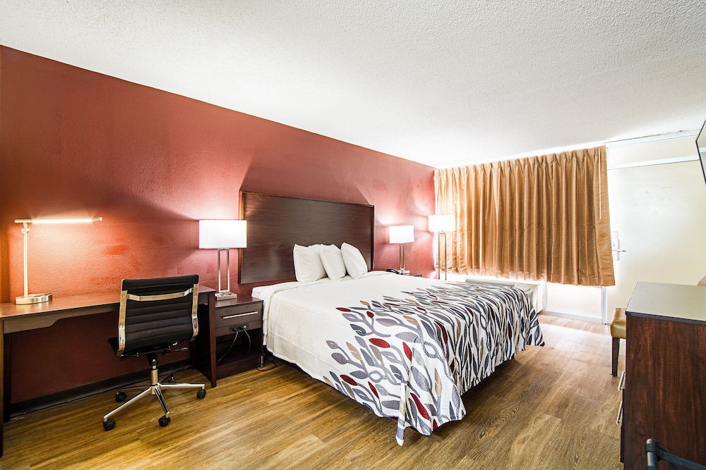Red Roof Inn Columbia, SC Airport 16/33