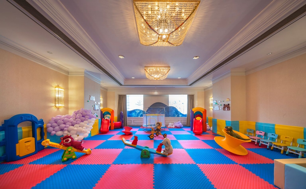 Shangri-La Changchun 33/40