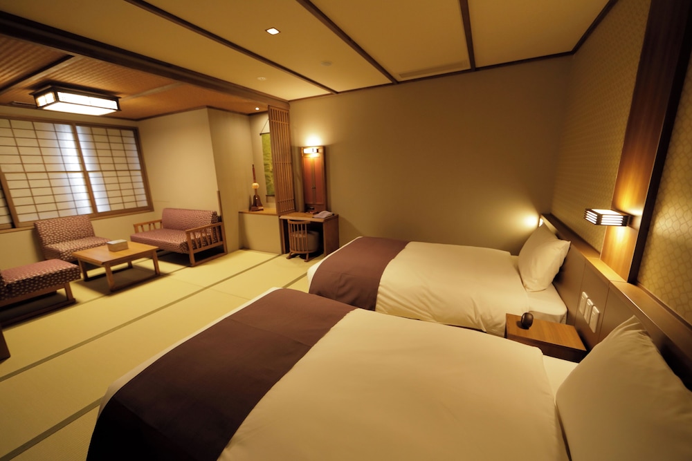 Semi Room, Suite, 4 Beds, Hot Spring Bath
