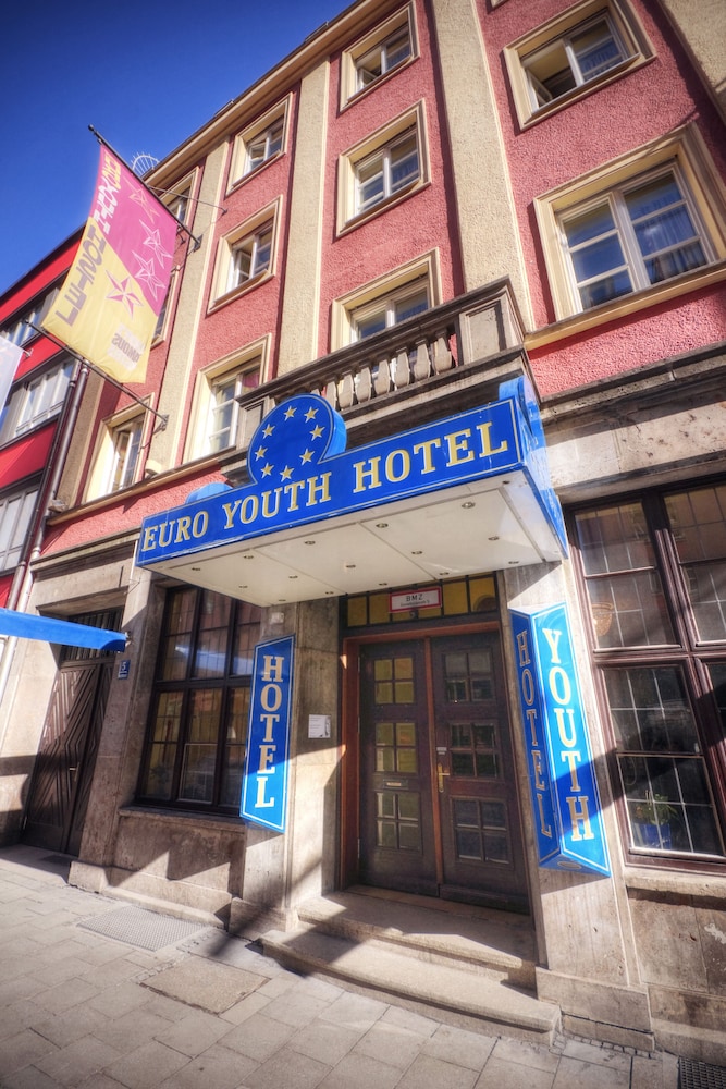 Euro Youth Hotel Munich 1/64