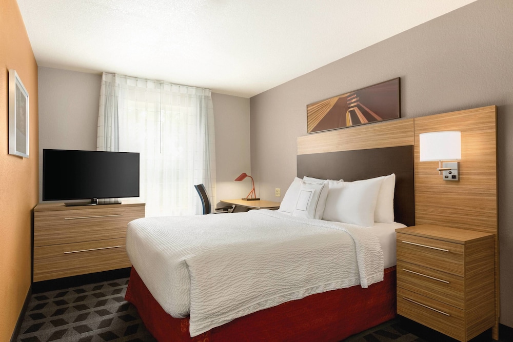 TownePlace Suites Denver West/Federal Center 11/42