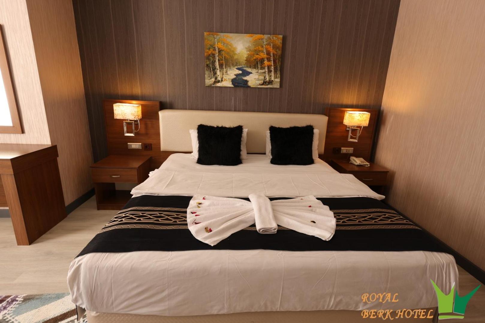 Royal Berk Hotel 5/25