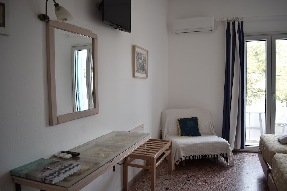 Andriani's Guest House 17/50