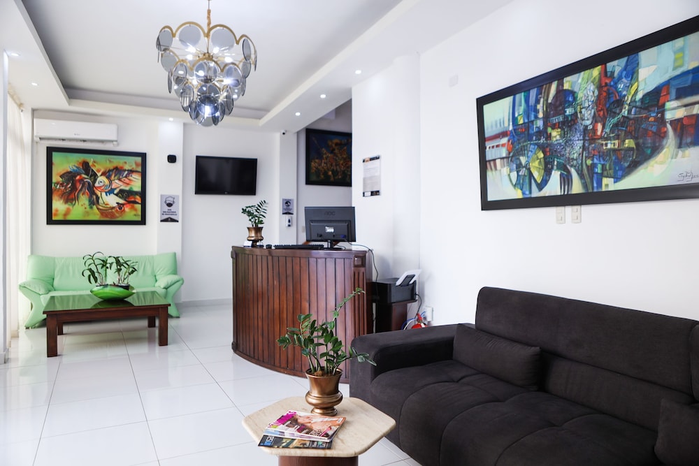 Cataleya Hotel 35/50