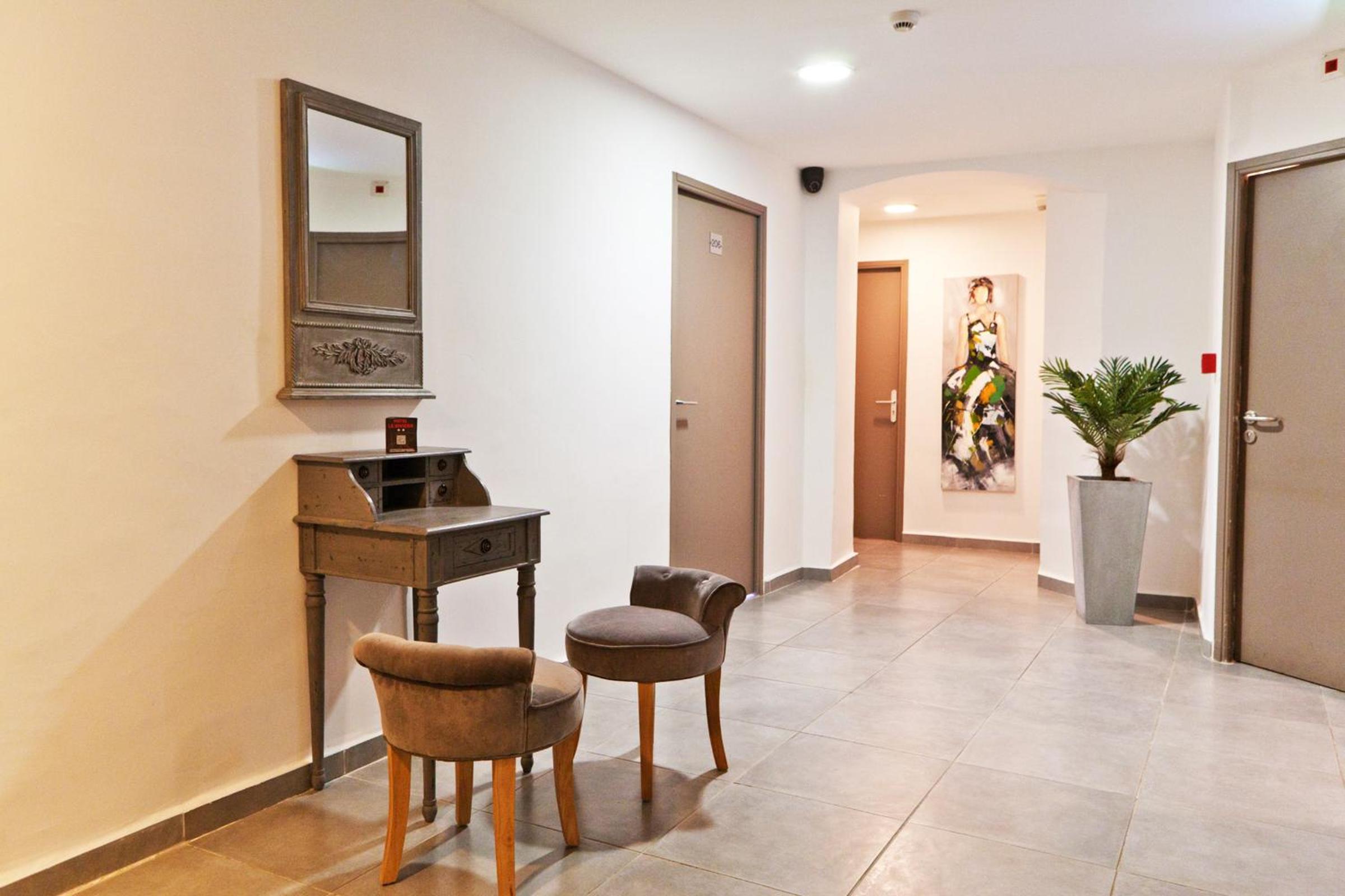 HOTEL RIVIERA 29/54