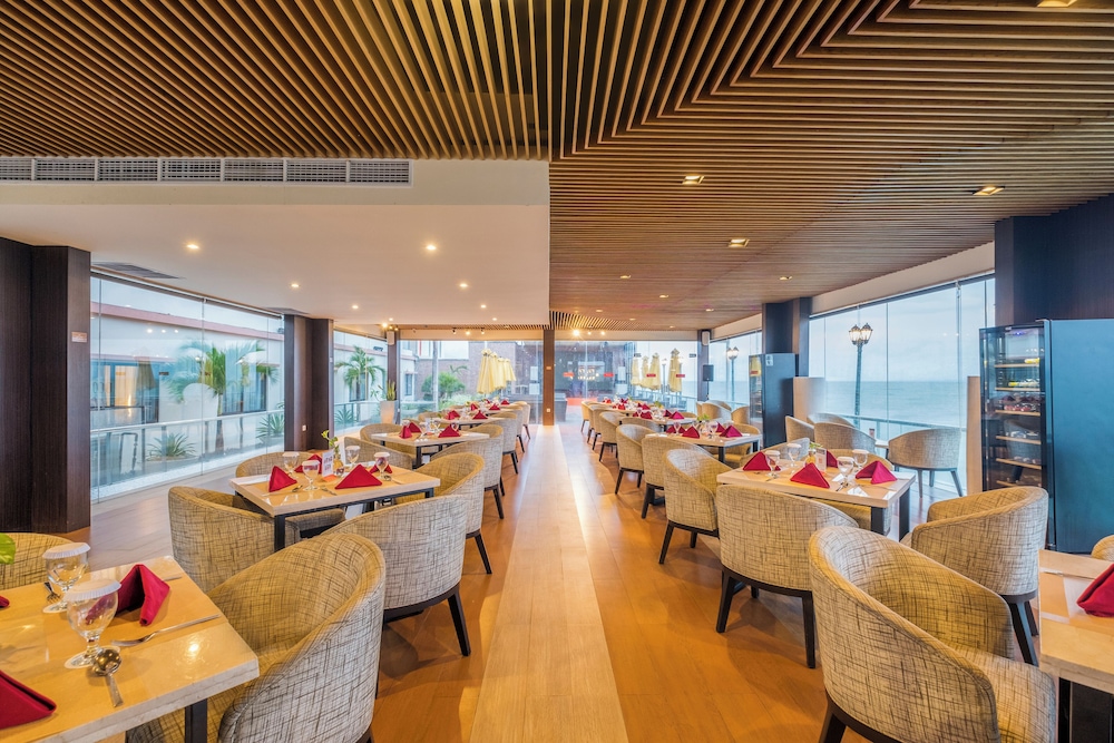 Swiss-Belhotel Silae Palu 54/73