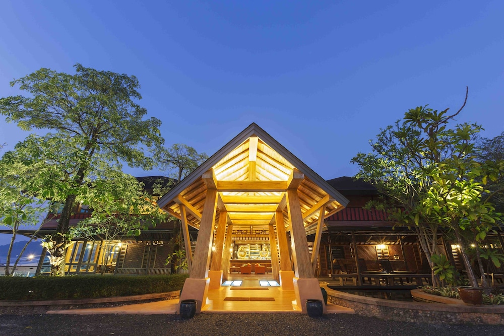 PARAMA KOH CHANG 4/77