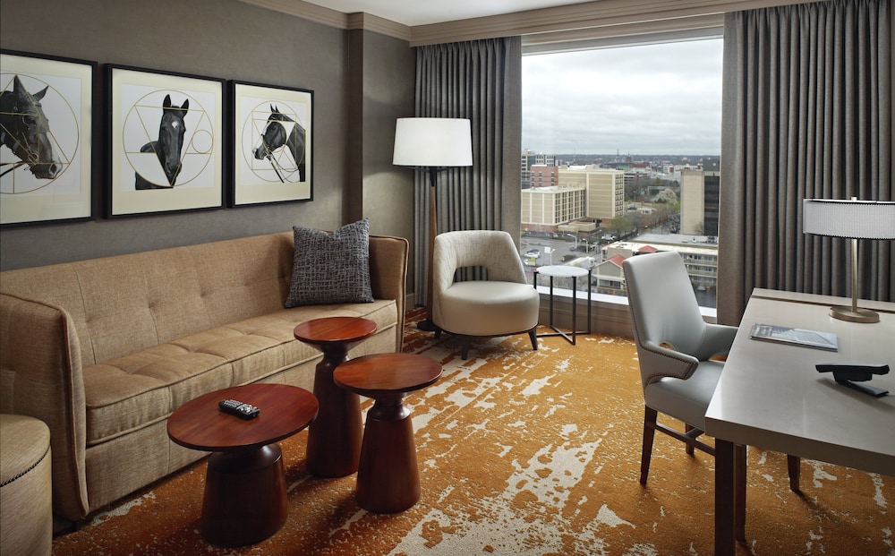Omni Louisville Hotel 54/88