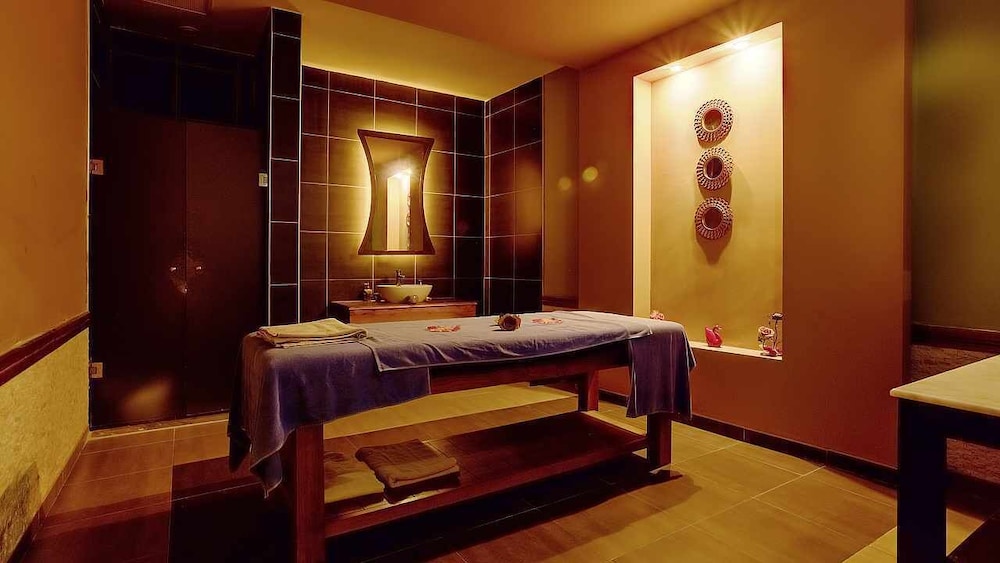 Tui Magic Life Jacaranda 38/68
