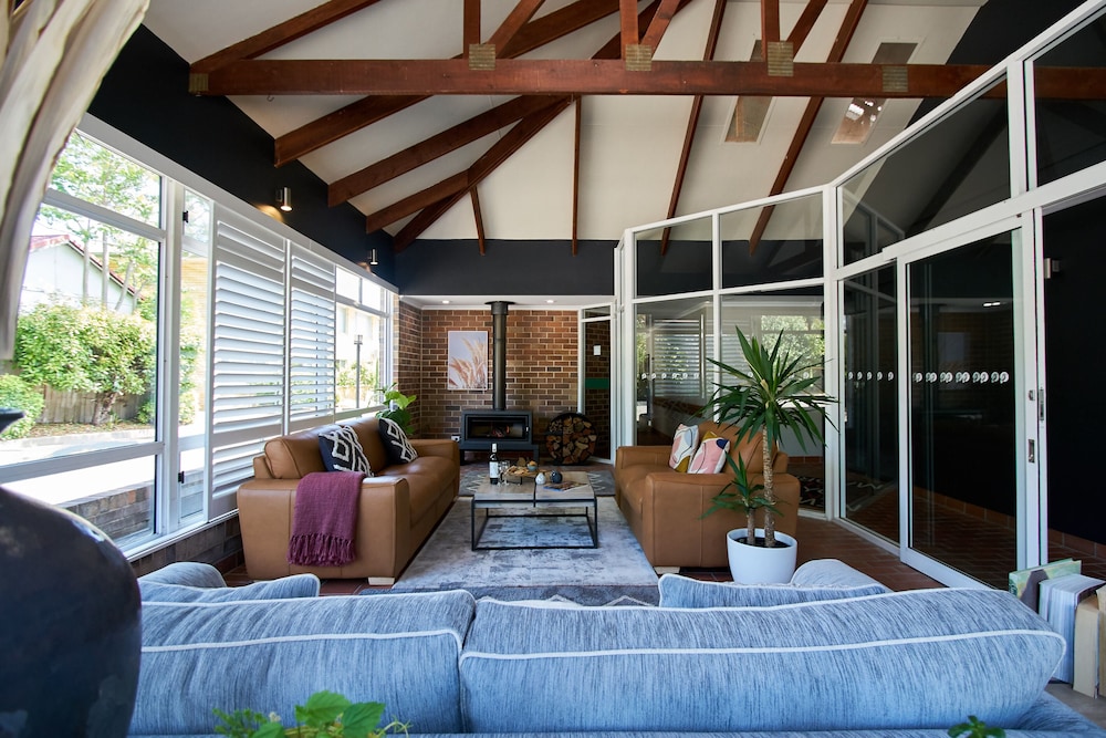 COUNTRY COMFORT ARMIDALE 42/63