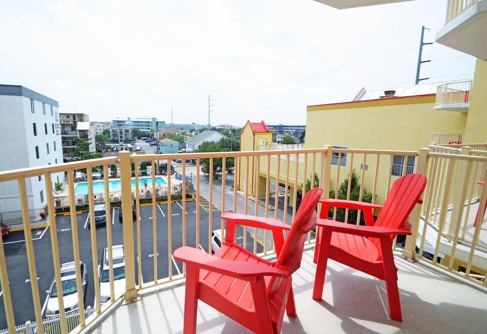Bonita Beach Hotel 67/69