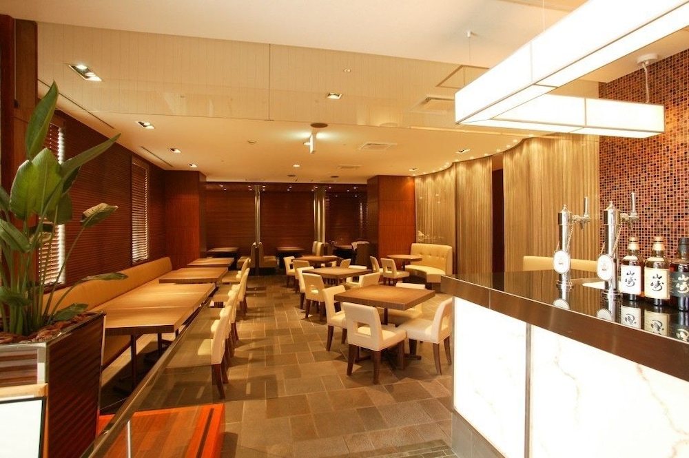 Cypresss Hotel Nagoya - Eki Mae 56/62